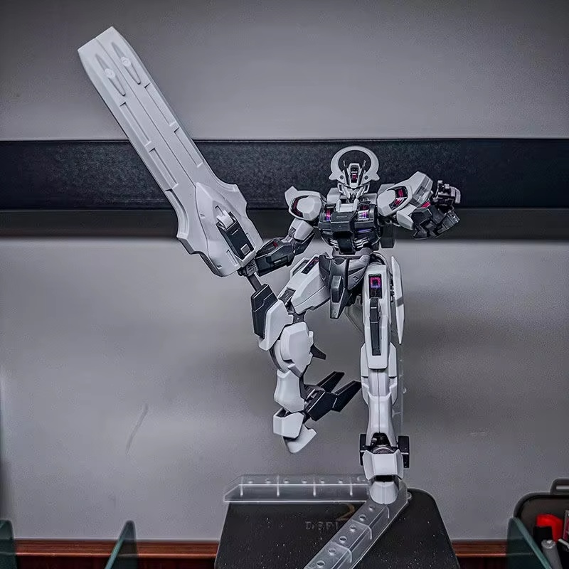 HG 1/144 Schwarzette The Witch - Model Kit Lancelot review and price